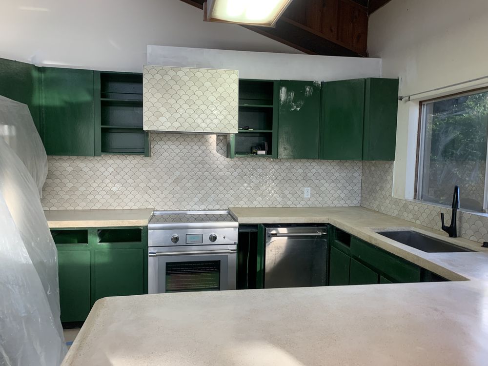 Slide of Triple L Contractor