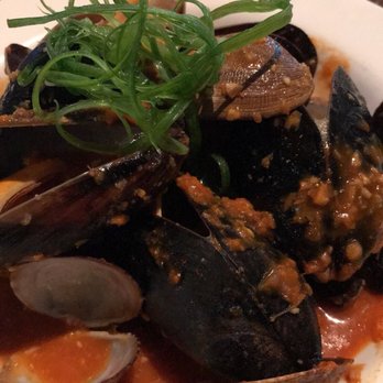 Taylor Shellfish Oyster Bar - Mussels/clams combo with RED preparations - Seafood Near Me - Seattle, Washington
