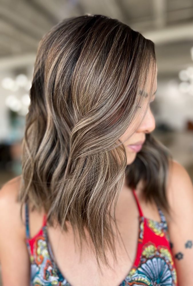 BOMBSHELL BEAUTY BAR CENTERVILLE Updated August 2024 16 Photos & 12