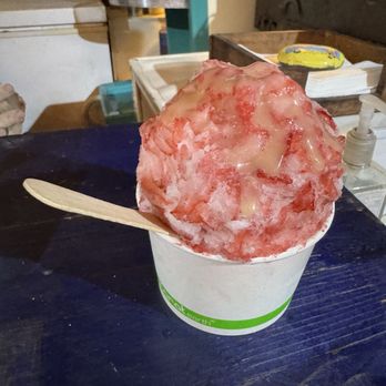 Gus Hawaiian Shave Ice - Strawberry Coconut Cream - Shaved Ice Near Me - Kihei, Hawaii Gus Hawaiian Shave Ice - Strawberry Coconut Cream - Shaved Ice Near Me - Kihei, Hawaii