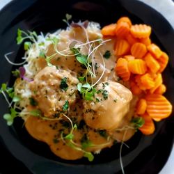 Saute Master's Personal Chef & Private Events - Beef Meatballs over Basmati Rice & Gravy with a side of Carrots