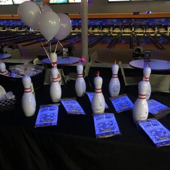 Harley's Camarillo Bowl - The table set up by the venue - Bowling Near Me - Camarillo, California Harley's Camarillo Bowl - The table set up by the venue - Bowling Near Me - Camarillo, California