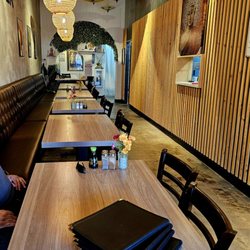 Thaiger - Interior