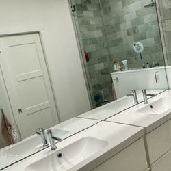 Fox Mirror & Glass