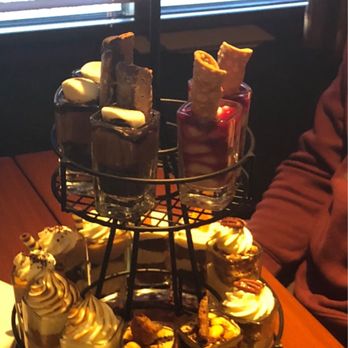 Seasons 52 - New American Near Me - Edison, New Jersey