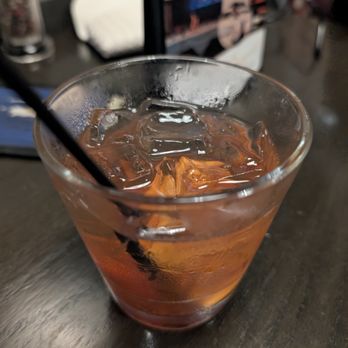 Red Rocks Cafe - Blackberry Old Fashioned - Bars Near Me - Charlotte, North Carolina