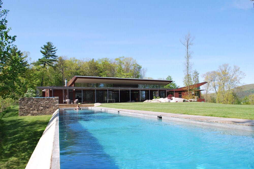 In Light Wellness Retreats Logo