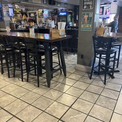 Tandy's Pub & Grille - The bar