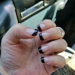Queen Nails