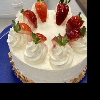 Tanjee Bakes - Genoise Sponge with Whipped Cream - Desserts Near Me