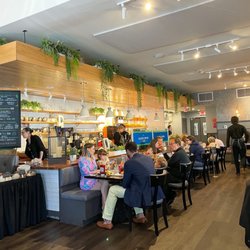 Saddle River Cafe - Indoors during Easter sunday