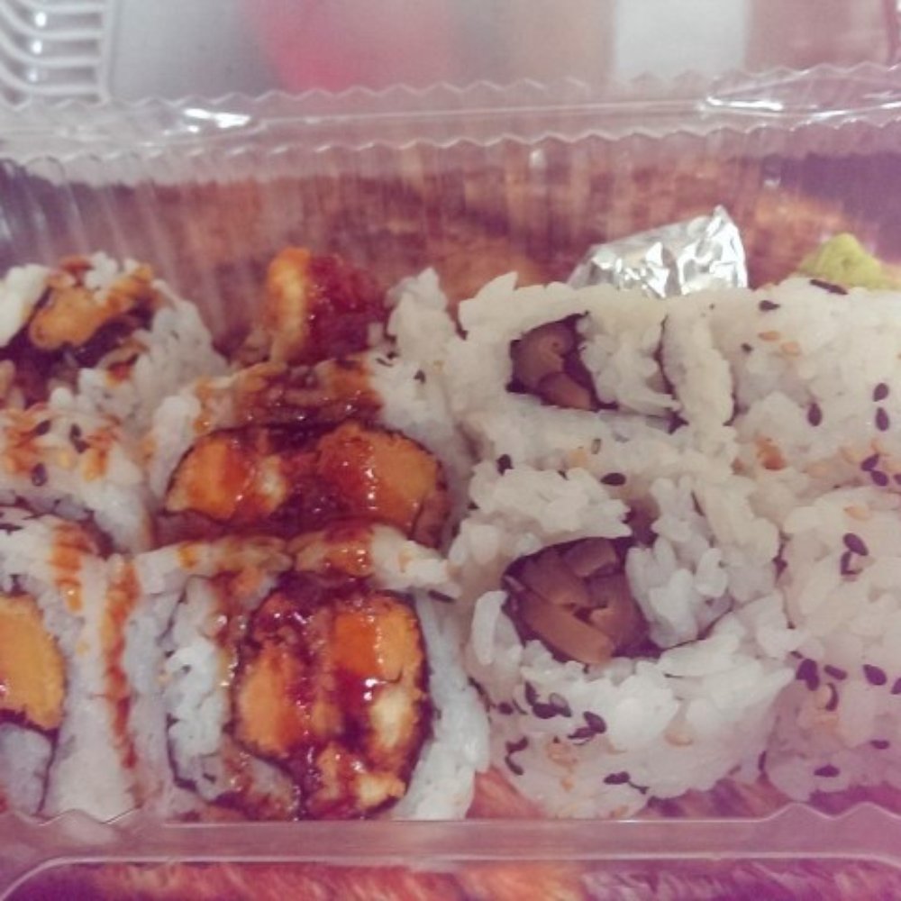 Pride Sushi and Thai - Veggie Rolls FTW - Japanese Near Me - Chicago, Illinois Pride Sushi and Thai - Veggie Rolls FTW - Japanese Near Me - Chicago, Illinois