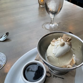 Five Crowns - C.C. Brown 's Hot Fudge Sundae! Yummy - Steakhouses Near Me - Corona del Mar, California Five Crowns - C.C. Brown 's Hot Fudge Sundae! Yummy - Steakhouses Near Me - Corona del Mar, California