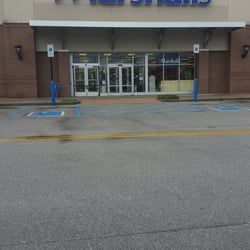 Marshalls - Store front