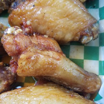 Dream Wings - up close honey sriracha - Chicken Wings Near Me - Houston, Texas Dream Wings - up close honey sriracha - Chicken Wings Near Me - Houston, Texas
