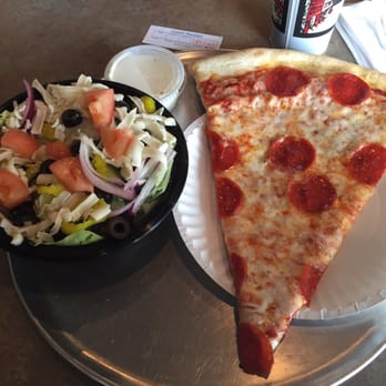 Da Vinci's Pizza - Pepperoni slice and garden salad combo! - Pizza Near Me - Charlotte, North Carolina Da Vinci's Pizza - Pepperoni slice and garden salad combo! - Pizza Near Me - Charlotte, North Carolina