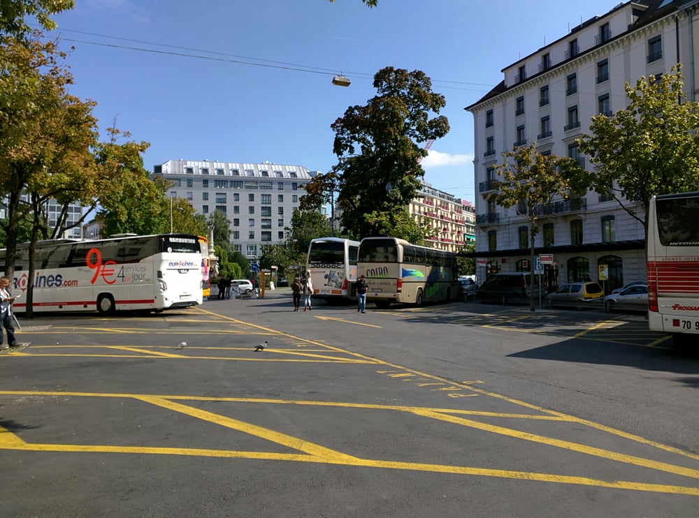 GARE ROUTIÈRE DE GENÈVE Place Dorcière, Genève, Switzerland Bus