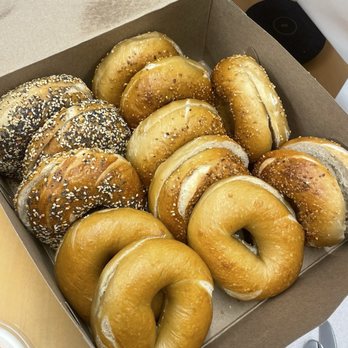 Poppy Bagels - Dozen bagels (everything, garlic, & plain) all toasted & sliced! - Bagels Near Me - Oakland, California Poppy Bagels - Dozen bagels (everything, garlic, & plain) all toasted & sliced! - Bagels Near Me - Oakland, California