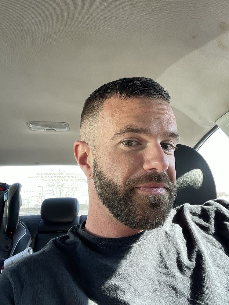 Todds Road Barber Shop Logo