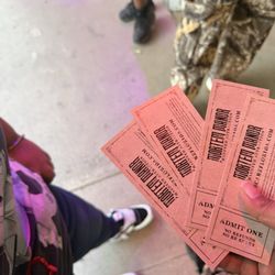4 tickets for on a discount from Groupon