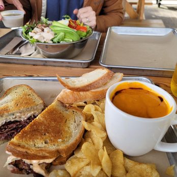 Red Hills Market - Red Hills Market. Craft soups, sandwiches, salads & pizzas make it the go-to for both locals & visitors! 5+ Stars - Sandwiches Near Me - Dundee, Oregon Red Hills Market - Red Hills Market. Craft soups, sandwiches, salads & pizzas make it the go-to for both locals & visitors! 5+ Stars - Sandwiches Near Me - Dundee, Oregon