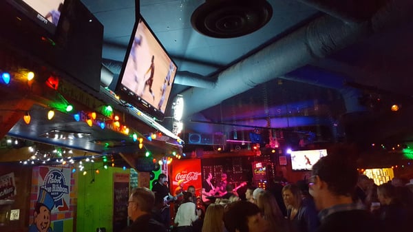 Tin Roof by null