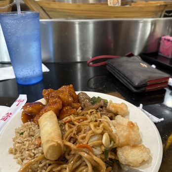 Kobe Sushi Buffet - Sushi Bars Near Me - Modesto, California Kobe Sushi Buffet - Sushi Bars Near Me - Modesto, California