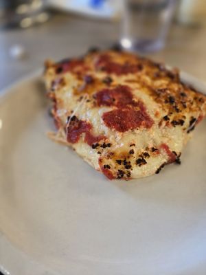 Niki's Pizza by null