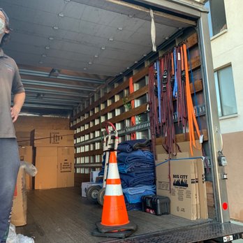 Man With A Truck - Movers Near Me - Irvine, California