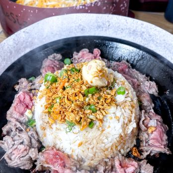 Sizzling Lunch - Garlic Beef Pepper Rice | IG @christinesnomz - Teppanyaki Near Me - Berkeley, California Sizzling Lunch - Garlic Beef Pepper Rice | IG @christinesnomz - Teppanyaki Near Me - Berkeley, California