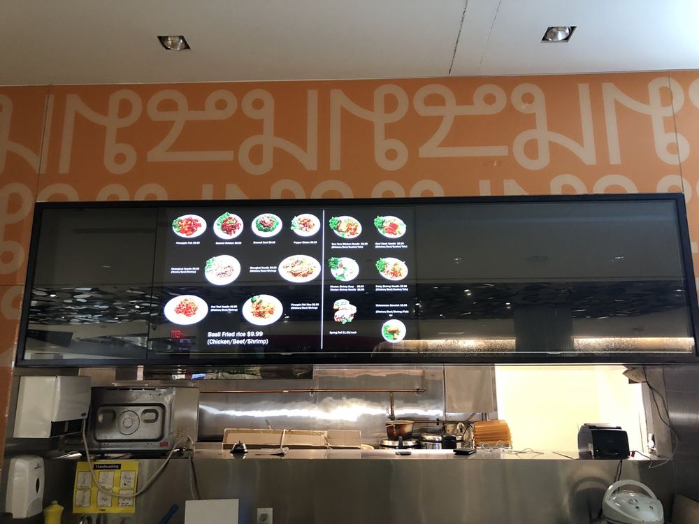 CORNER BY SPOON AND FORK Updated August 2024 55 Avenue Road