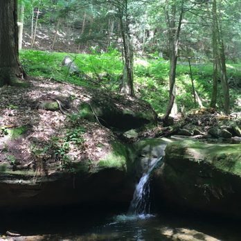 Hocking Hills State Park - Another hidden waterfalls at upper falls - Hiking Near Me - Logan, Ohio
