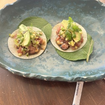 SUR Beach House - Tuna tartar tacos - Hotels Near Me - Cabo San Lucas, BCS