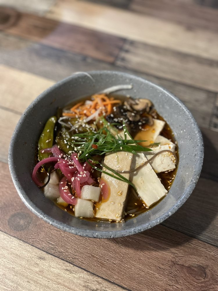 ROOSTER’S HOUSE OF RAMEN CLOSED 144 Photos & 274 Reviews 323 N