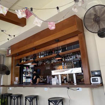 Pirilo - Interior decor - Italian Near Me - San Juan, Puerto Rico