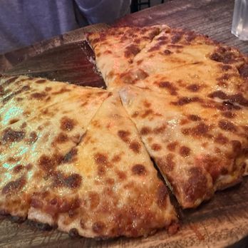 Leonardo's - Plain cheese pizza, not on menu. - Italian Near Me - Rotorua, BOP Leonardo's - Plain cheese pizza, not on menu. - Italian Near Me - Rotorua, BOP