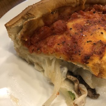 Giordano's - Pizza Near Me - Chicago, Illinois