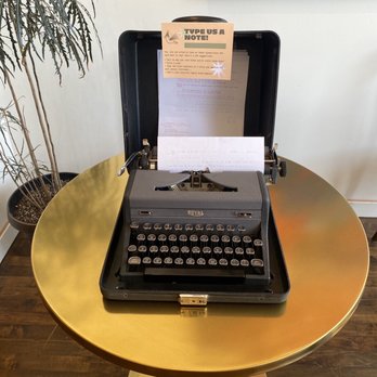 Timbre Books - An old typewriter with lots of character - Bookstores Near Me - Ventura, California
