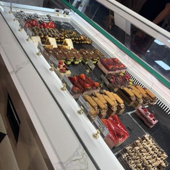 Bakerland Cafe - Cafes Near Me - Sugar Land, Texas