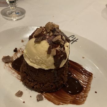 Chart House - Dry lava cake. Meh - Seafood Near Me - Las Vegas, Nevada Chart House - Dry lava cake. Meh - Seafood Near Me - Las Vegas, Nevada