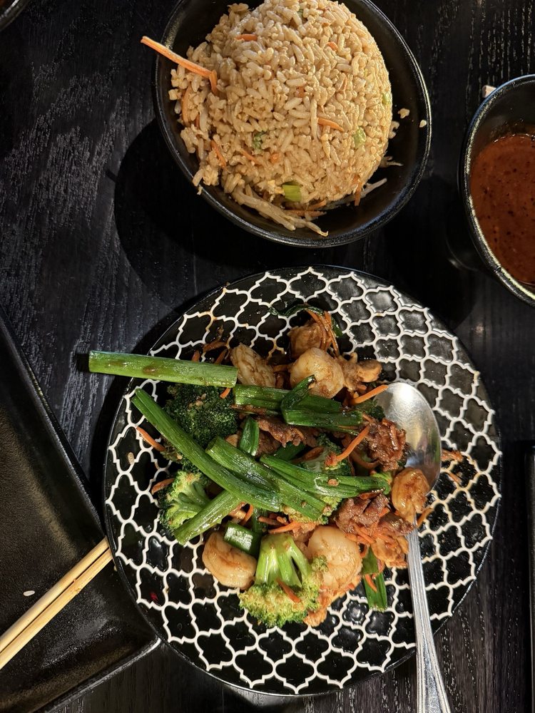 P.F. Chang's Logo