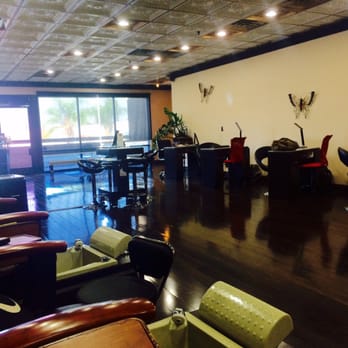 Ciel Nail Spa - Lovely interior. The butterflies on the walls add a nice elegant touch. - Nail Salons Near Me - Northridge, California