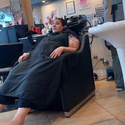 La Vie Nail & Spa - Hairstyles by Joanna