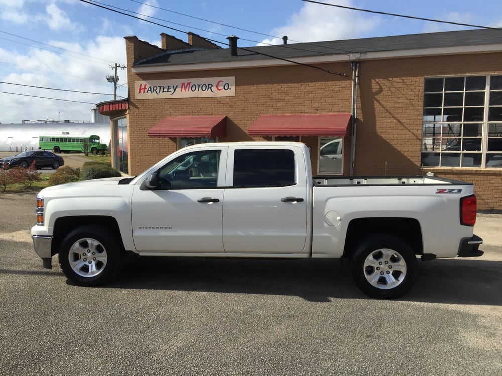 HARTLEY MOTOR COMPANY 1418 2nd Ave, Opelika, Alabama Car Dealers