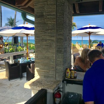 Jupiter Beach Resort & Spa - Poolside bar with Atlantic in background. - Hotels Near Me - Jupiter, Florida Jupiter Beach Resort & Spa - Poolside bar with Atlantic in background. - Hotels Near Me - Jupiter, Florida