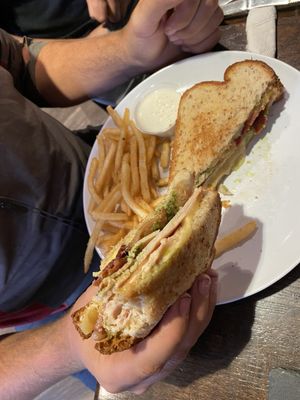 Three22 Kitchen + Cocktails by null