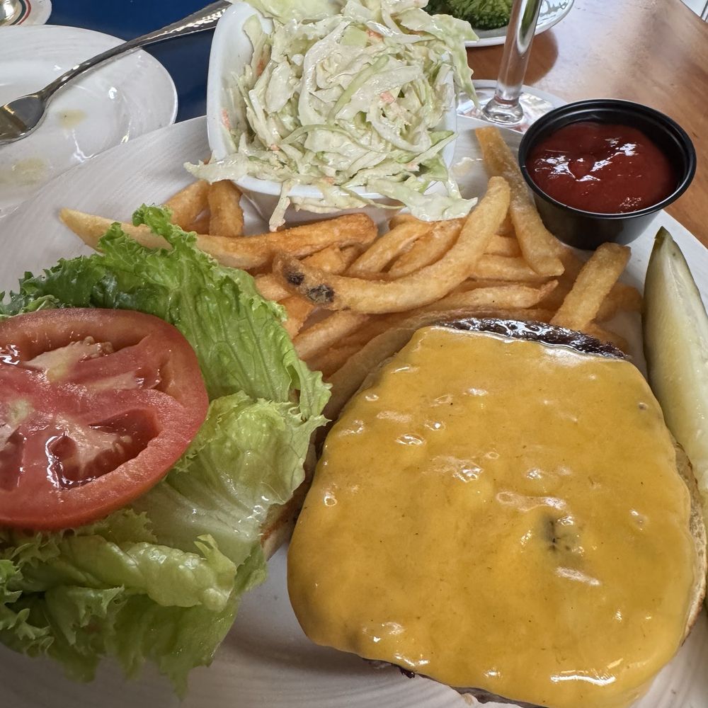 Guppys on the Beach - Seafood Near Me - Indian Rocks Beach, Florida Guppys on the Beach - Seafood Near Me - Indian Rocks Beach, Florida