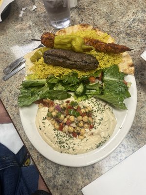 Villa Of Lebanon-Vernon by null