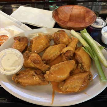 Anchor Bar - 1 order of wings (10) (Medium / Original) - Chicken Wings Near Me - Buffalo, New York Anchor Bar - 1 order of wings (10) (Medium / Original) - Chicken Wings Near Me - Buffalo, New York