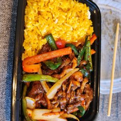 Amin's Chinese Halal Restaurant - Hot and spicy lunch dish that is not spicy at all.